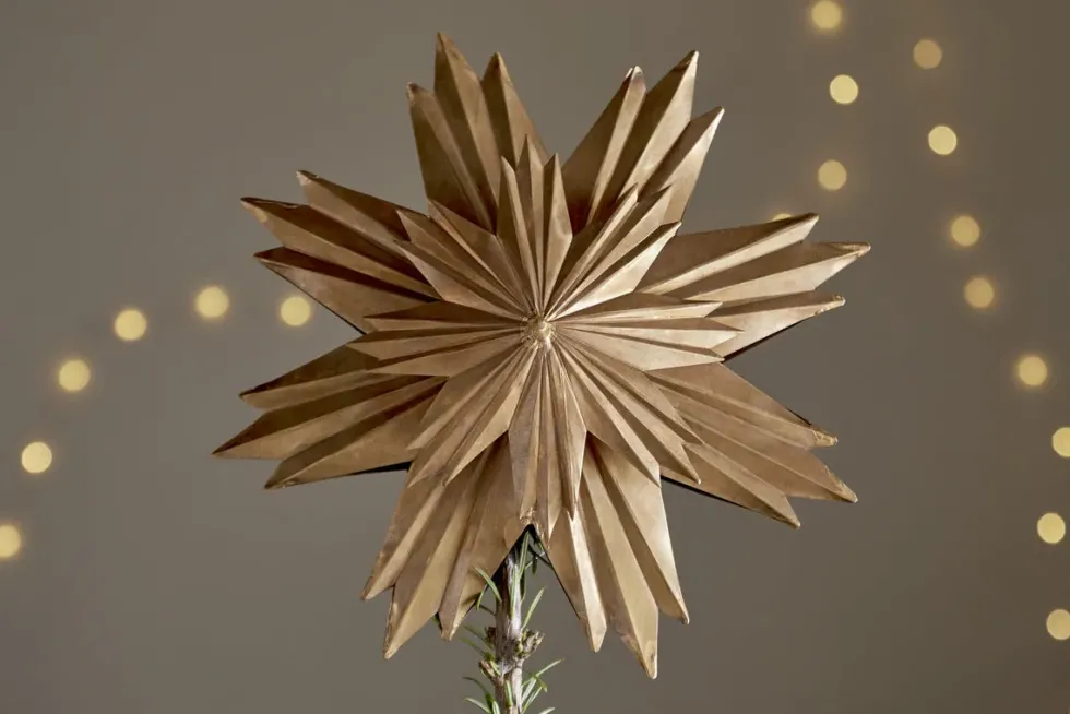 Amata Tree Topper - Antique Brass