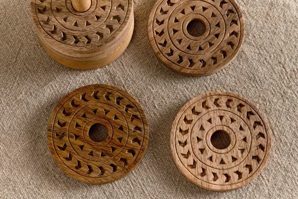 Anali Mango Wood Coasters - Natural