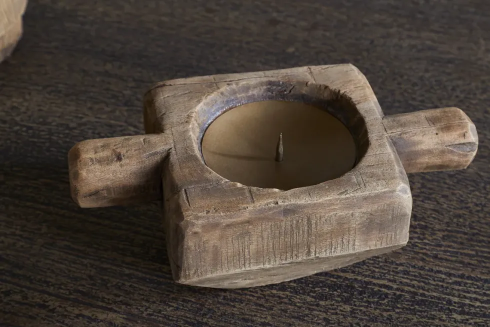 Apu Reclaimed Wood Traditional Candle Holder - Natural