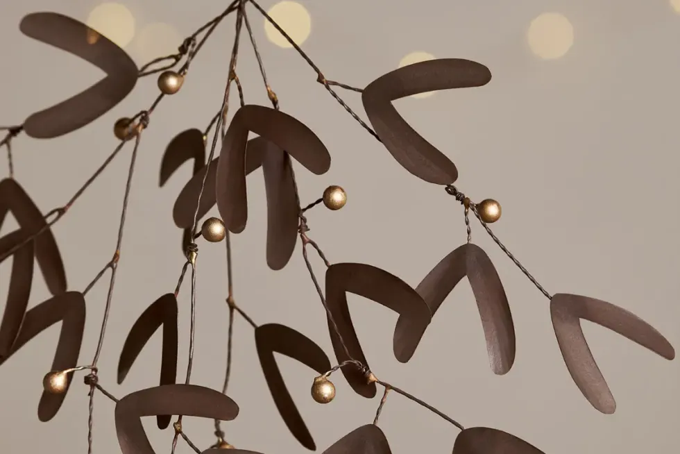 Avni Mistletoe - Antique Brass