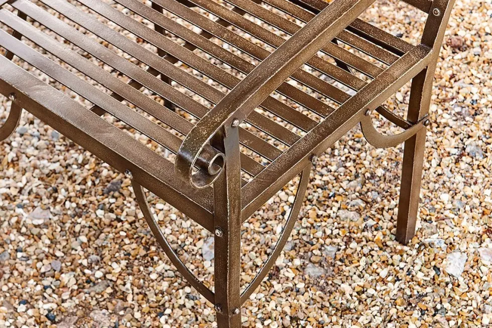 Bahula Decorative Iron Chair