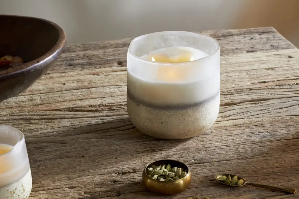 Cardamom & Amber 3 Wick Scented Candle - Aged Smoke - 3 Wick
