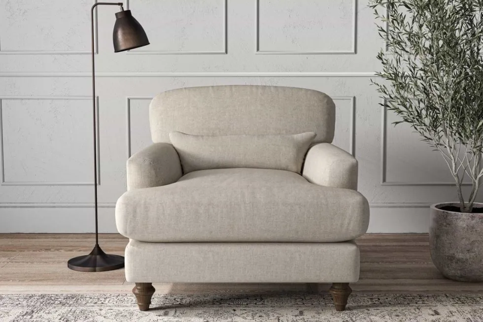 Deni Armchair