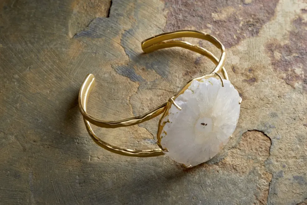 Dveep Solar Quartz Bracelet - Gold