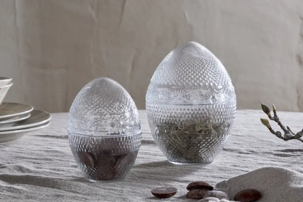 Essan Recycled Glass Opening Egg - Clear