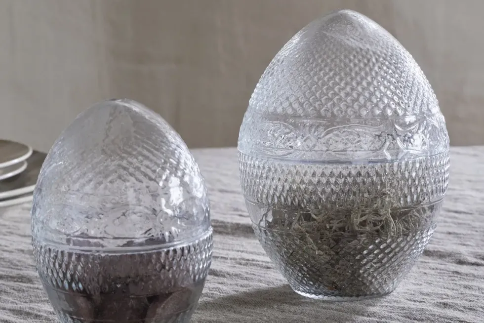 Essan Recycled Glass Opening Egg - Clear