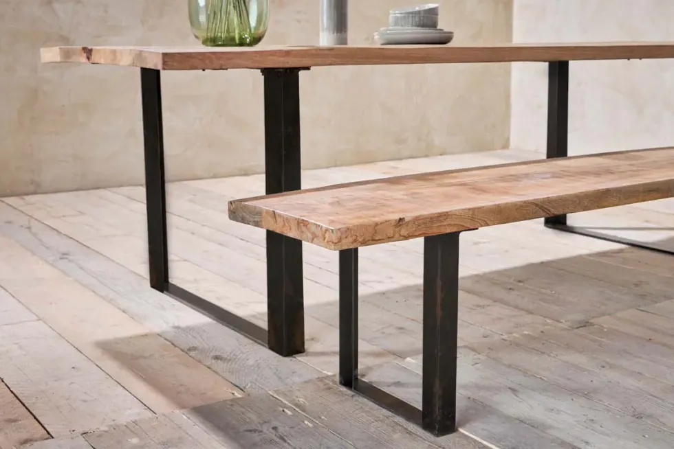Fia Bench