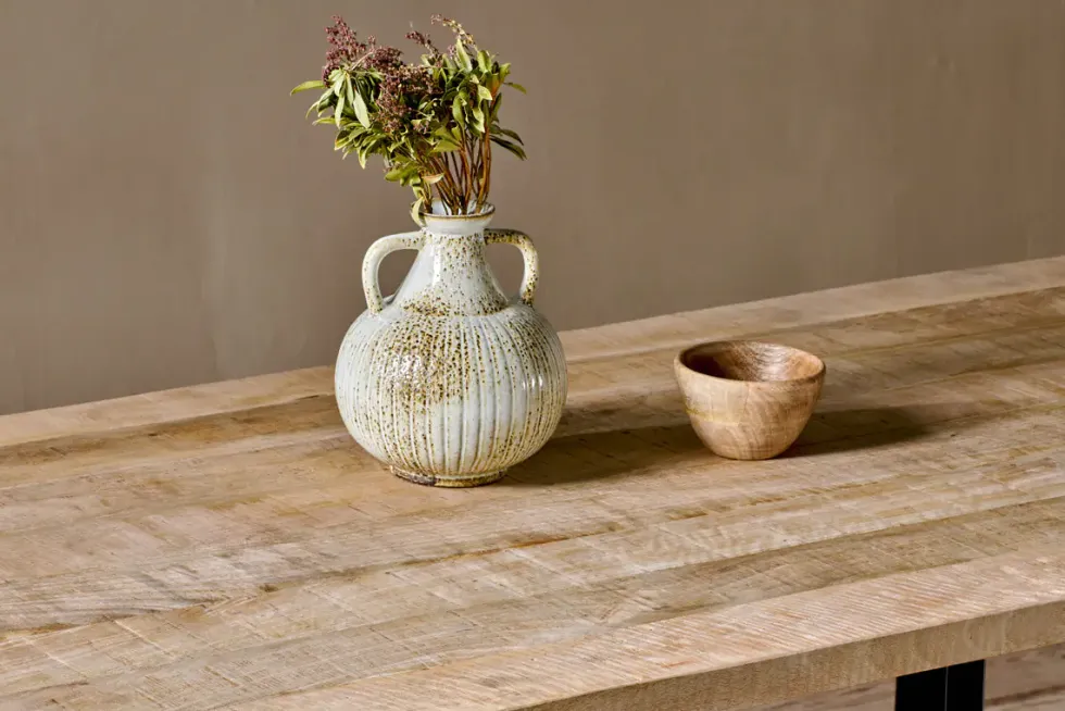Fia Dining Table