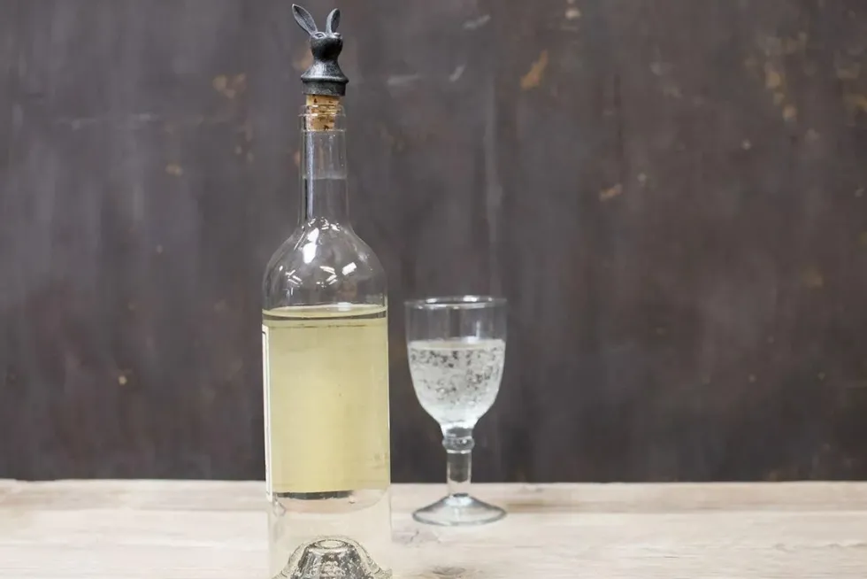 Hare Bottle Stopper