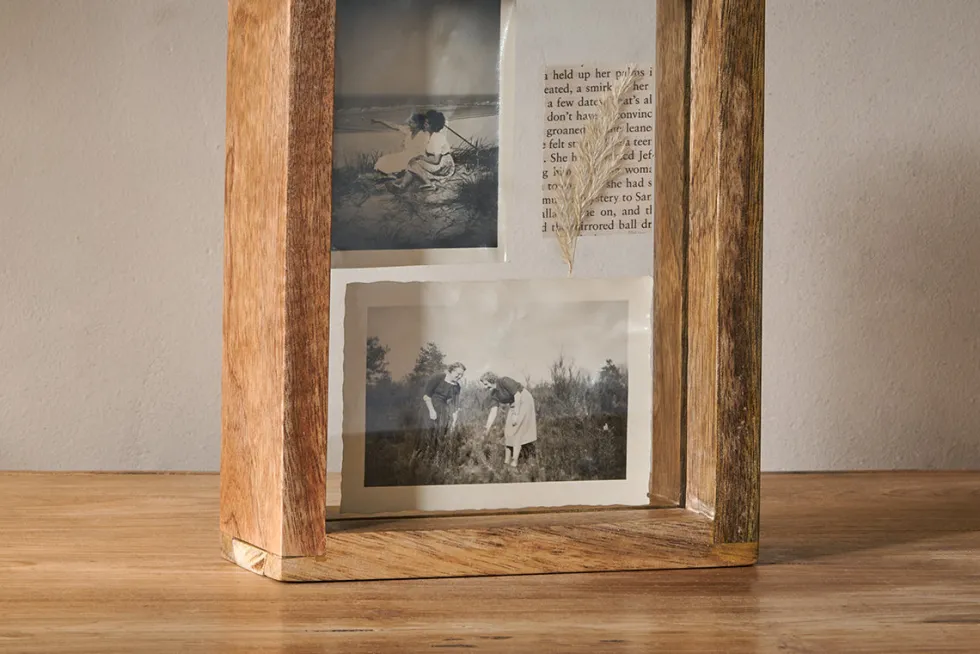 Indu Standing Mango Wood Frame - Natural