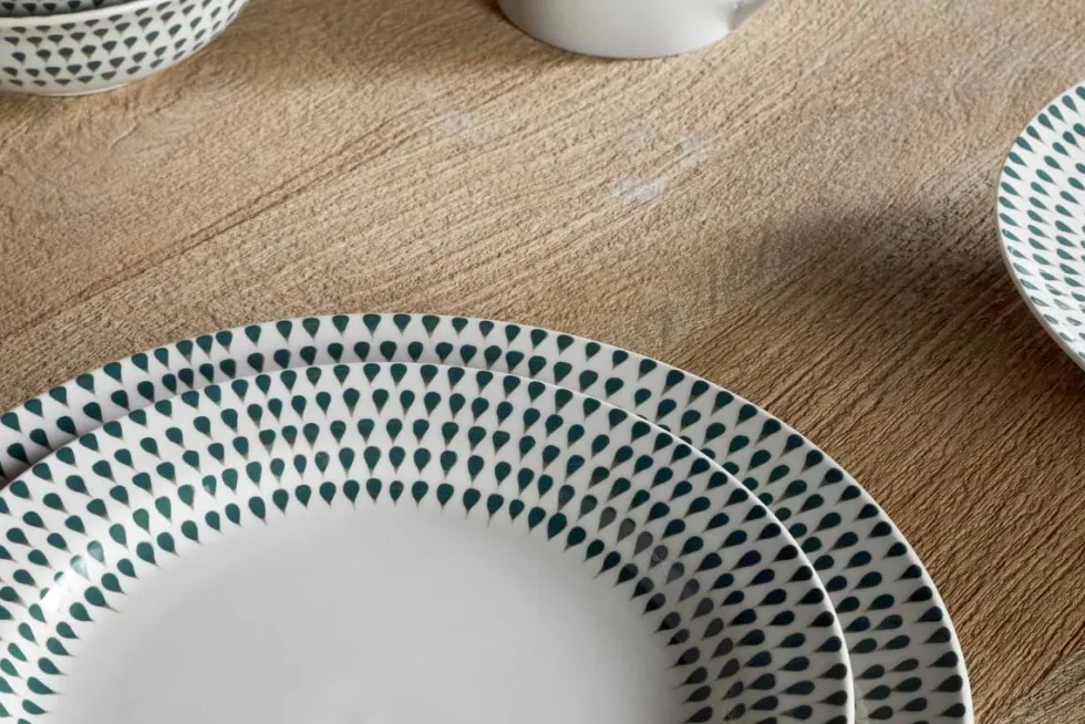 Juniper Drop Side Plate - Cream & Juniper