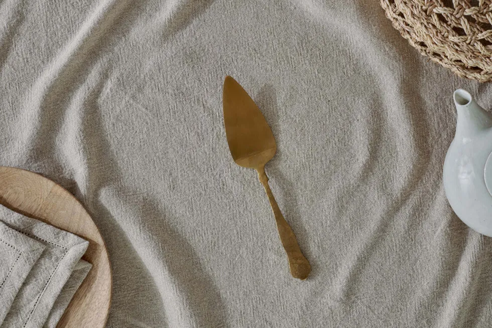 Khana Cake Slice - Brushed Gold