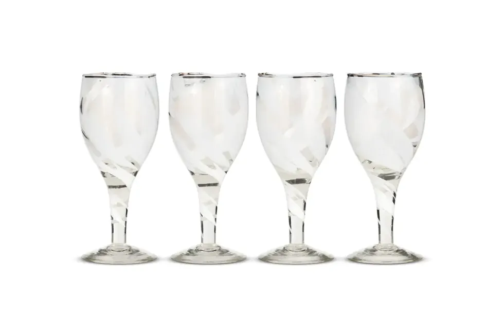 Lohara Wine Glass - White (Set of 4)