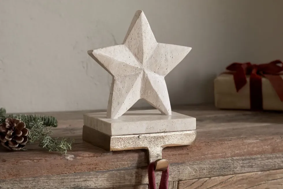 Malaati Stocking Holder - Beige