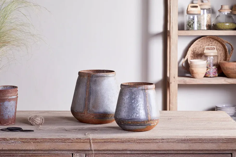 Mamba Outdoor Planter - Aged Zinc