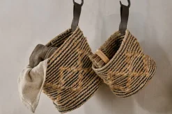 Mannu Cotton & Hemp Wall Hung Basket - Natural & Black