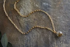 Marai Labradorite Necklace - Labradorite & Gold