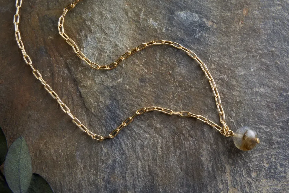 Marai Labradorite Necklace - Labradorite & Gold