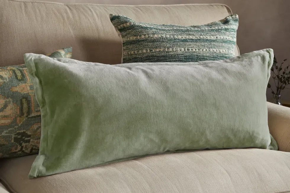 Menmai Statement Velvet Lumbar Cushion Cover - Moss Green