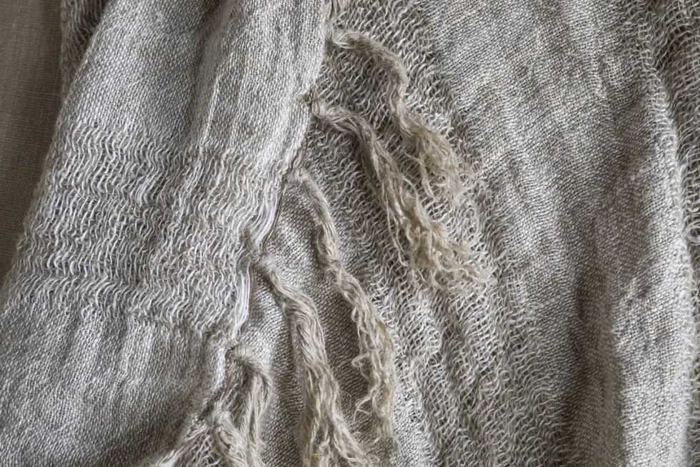 Munir Linen Throw - Charcoal