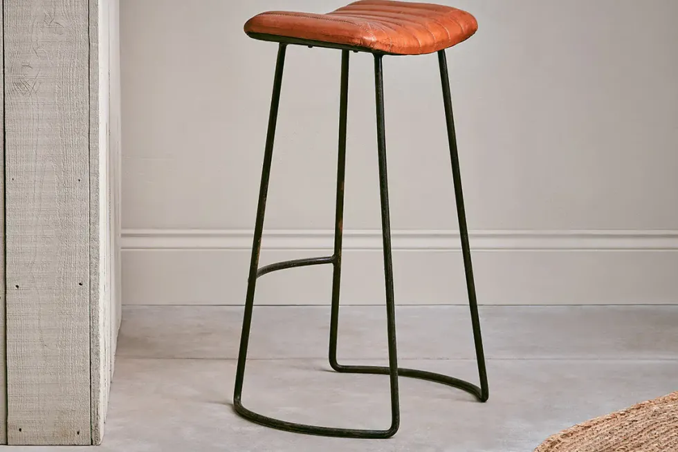 Narwana Ribbed Leather Stool - Aged Tan - Large
