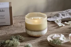 Oakmoss & Rose 3 Wick Scented Candle - Yellow - 3 Wick