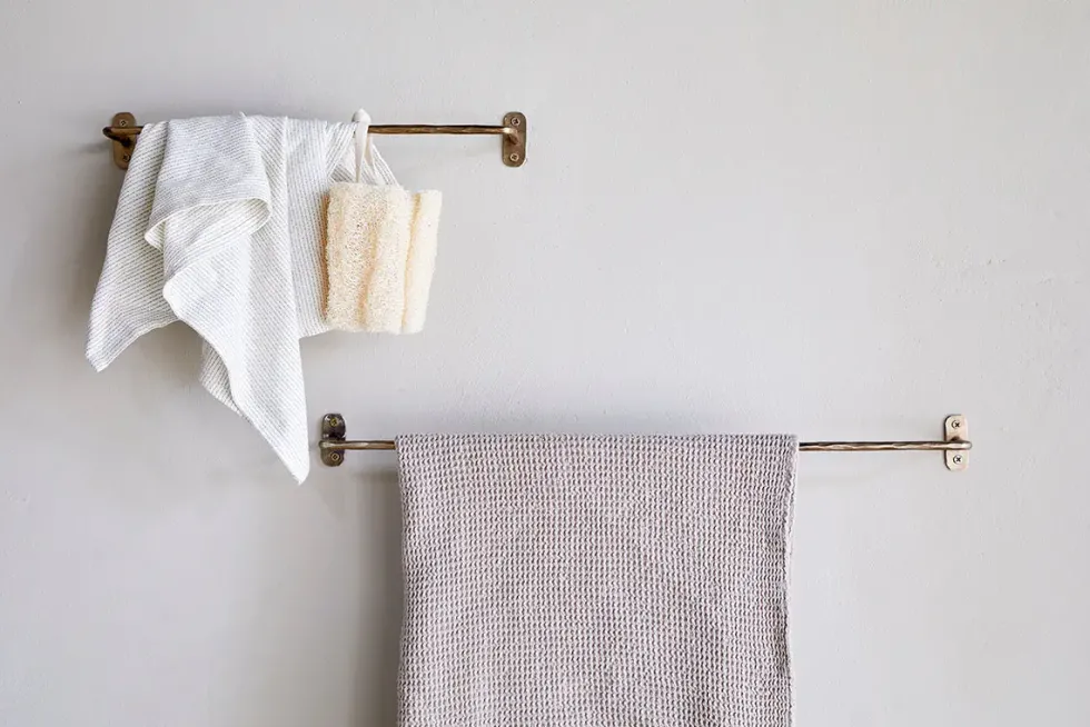 Olani Bathroom Hanging Rail - Antique Brass