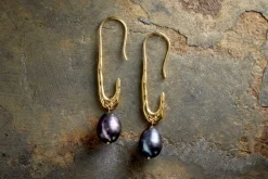 Omi Grey Pearl Earrings - Gold