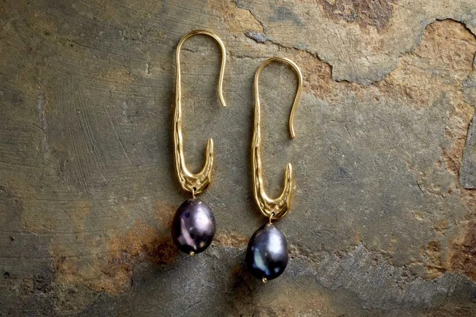 Omi Grey Pearl Earrings - Gold