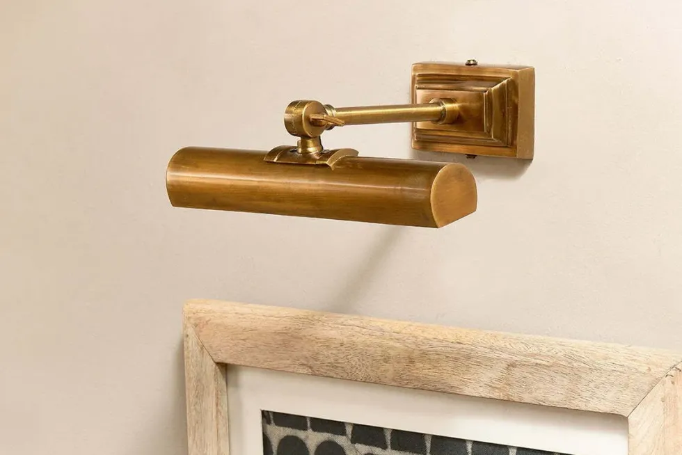 Pania Picture Wall Light