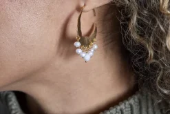 Parahu Pearl Earrings - White