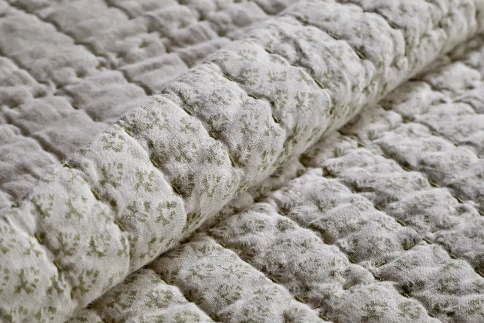 Peplu Cotton & Linen Screen Print Bed Quilt - Sage Green