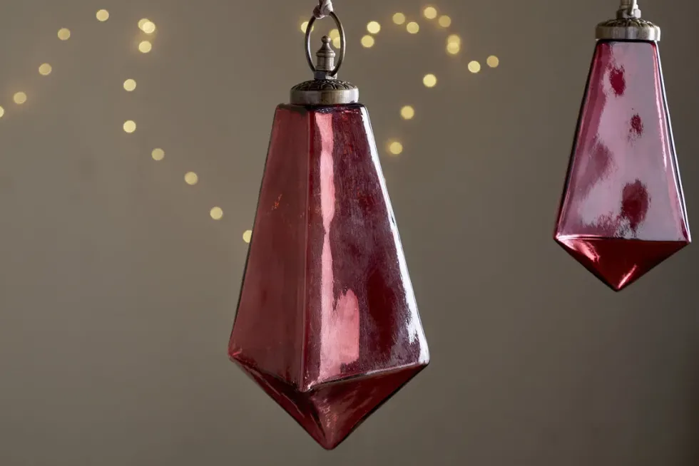 Ratnam Giant Bauble - Merlot