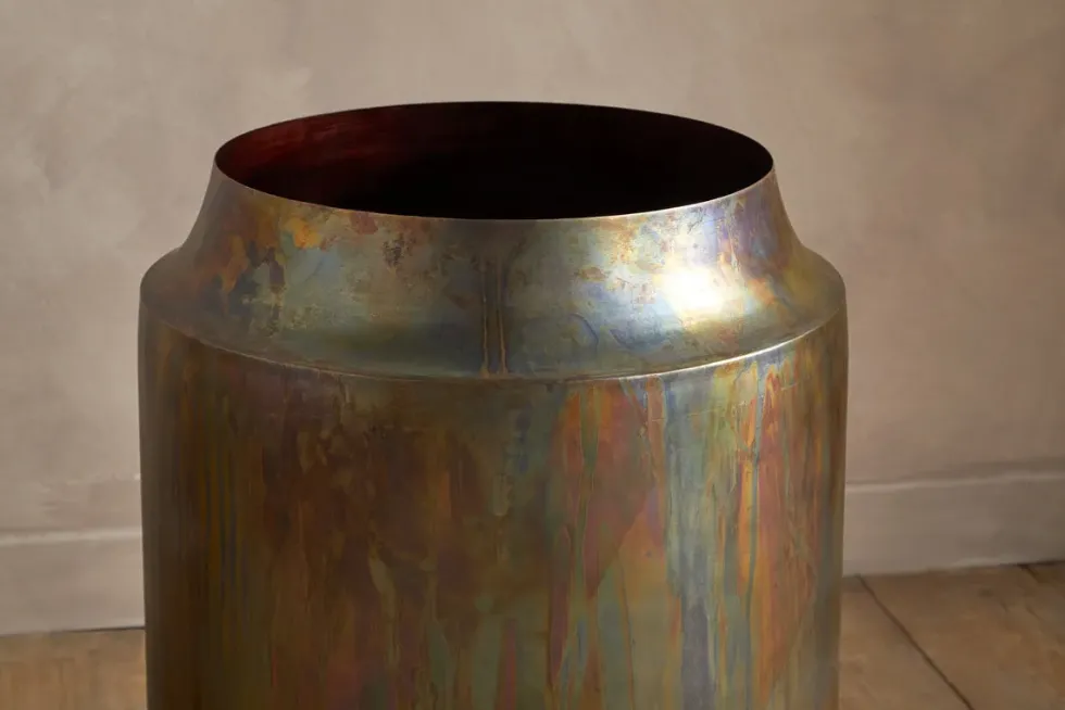 Roja Metal Planter - Oxidised Metal
