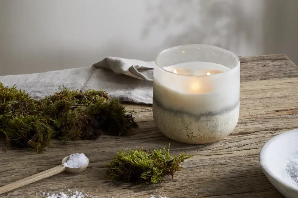 Sea Salt & Moss 3 Wick Scented Candle - Aged Smoke - 3 Wick