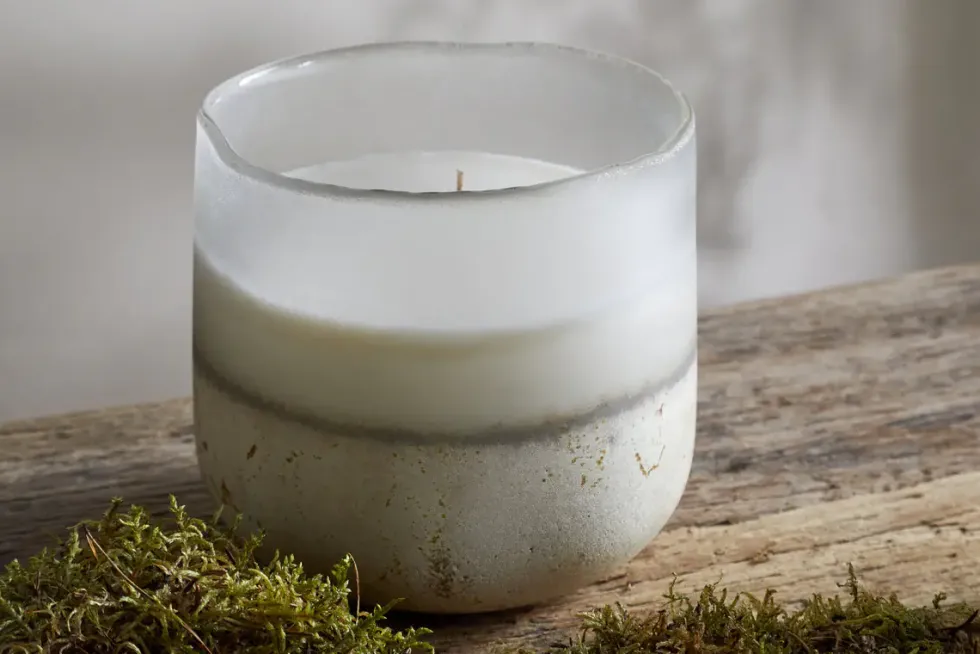 Sea Salt & Moss 3 Wick Scented Candle - Aged Smoke - 3 Wick
