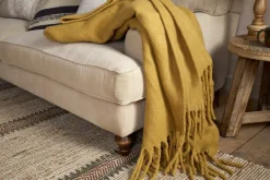 Velatu Fringed Merino Wool Throw - Ochre