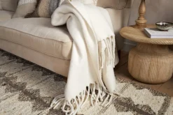 Velatu Fringed Merino Wool Throw - Natural