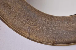 Yakira Mirror